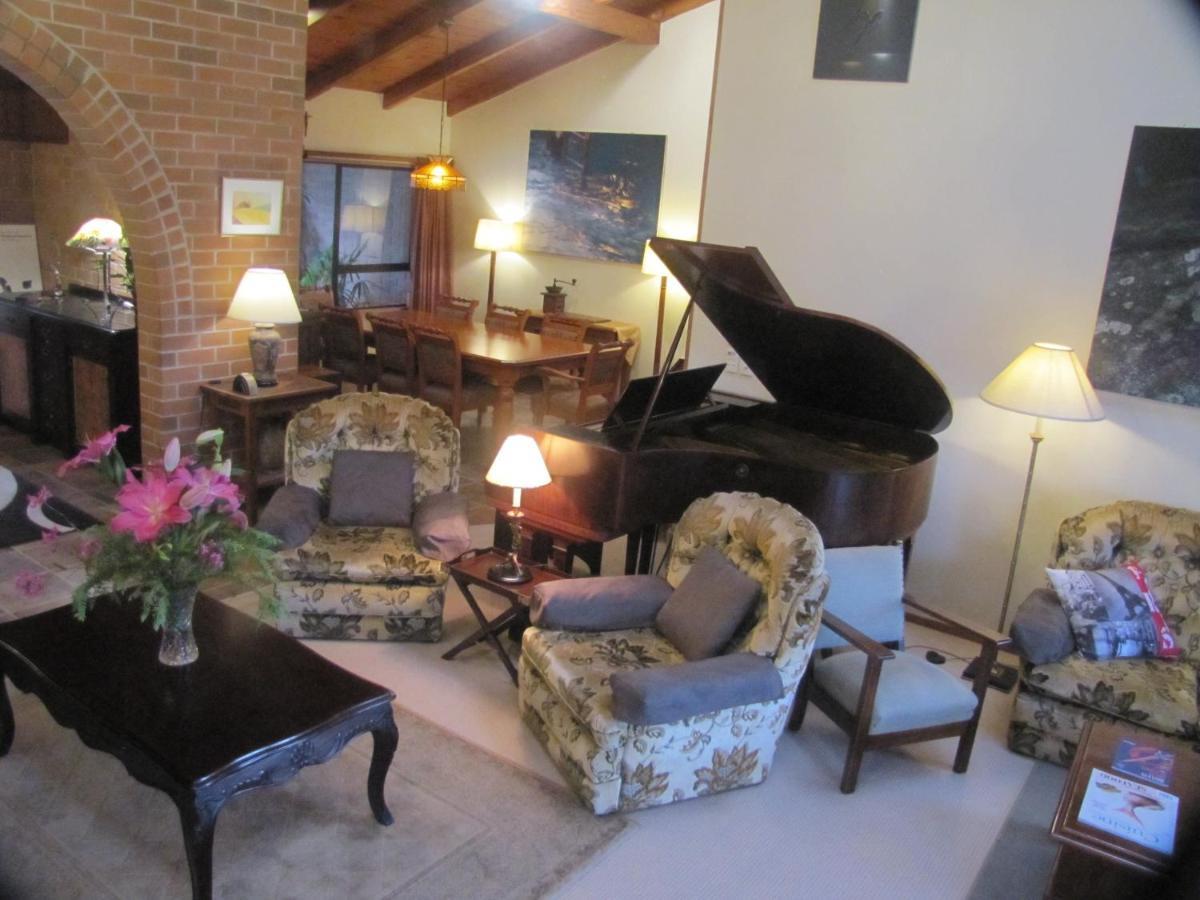 Riverside Homestead 파이히아 외부 사진